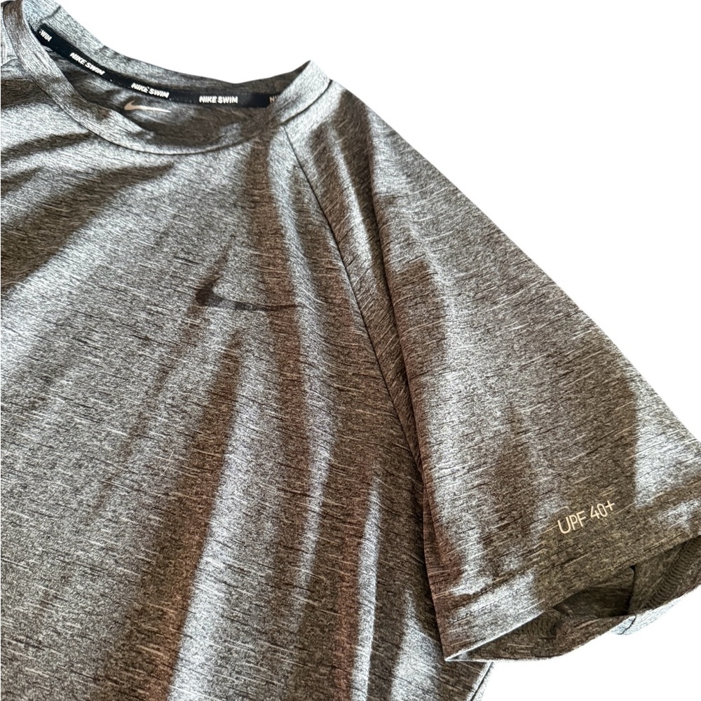 Nike Swim Heather Gray Men's Short Sleeve Tee Dri-Fit UPF 40+ Size L - Picture 8 of 12
